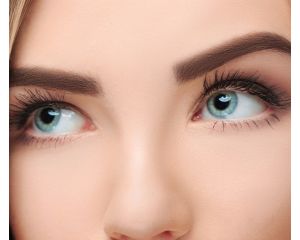 Туш для об'єму вій: секрети пишних та виразних очей