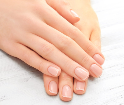 Зміцнення нігтів з кисневою проникністю