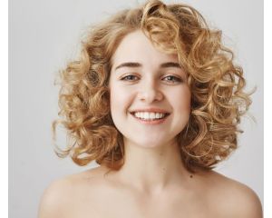 Как укладывать волосы для круглого лица: ошибки и рабочие приёмы