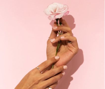 Манікюр для коротких нігтів: що виглядає акуратно і гармонійно