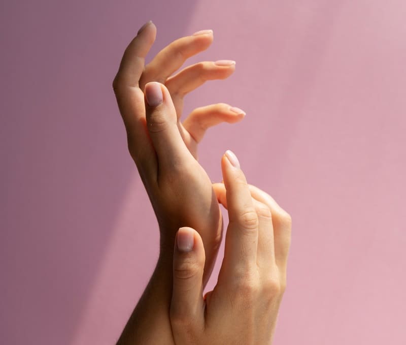 Какие ингредиенты лучше всего увлажняют и восстанавливают кожу рук