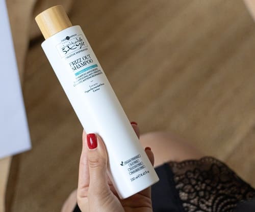 Hair Company Inimitable Style Frizz Stopper Shampoo